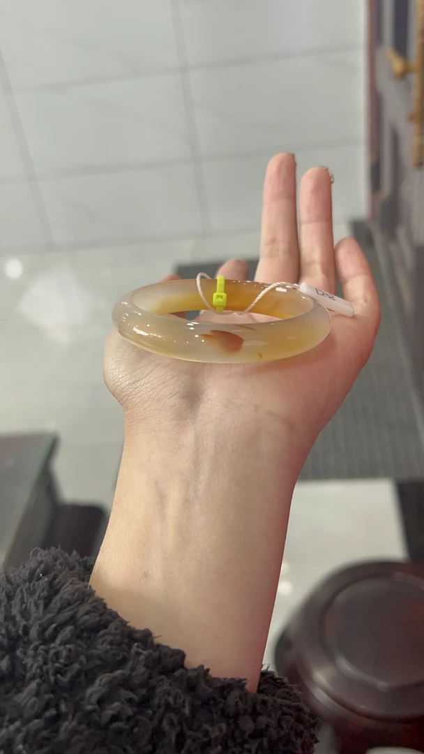 54.6圈口玛瑙手镯正圈意境镯气质天然原矿保真（一物一图）C78