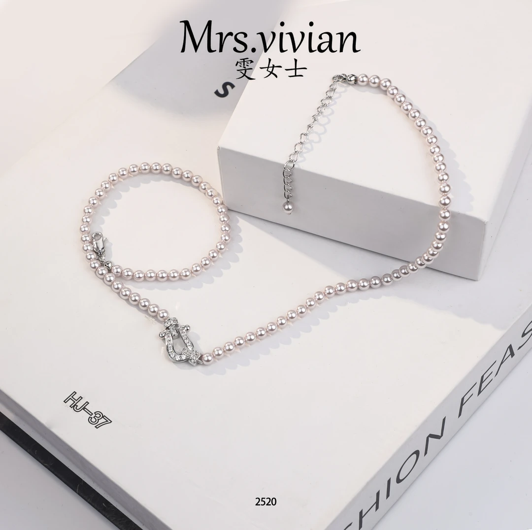 2520法★【马蹄扣】秋冬限定Lady Alen项链