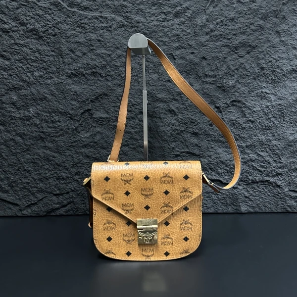 95新/格格精选/MCM/包包/240818IQ0028/C14308628376
