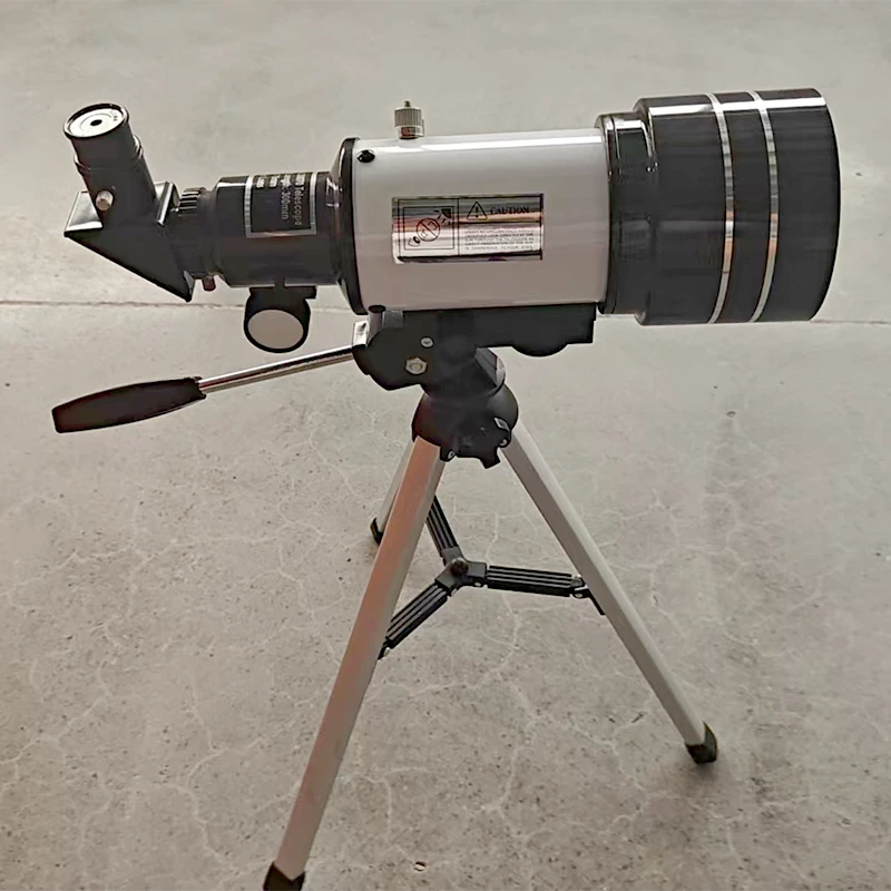 补贴款天文望远镜