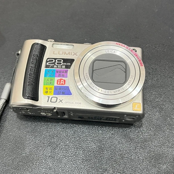 9新 Panasonic/松下 松下tz15  长焦可拍远景 10倍变焦910w像素