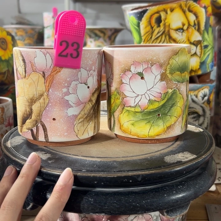景德镇市昌江区手绘花盆