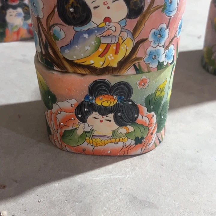 景德镇市昌江区手绘花盆聪*