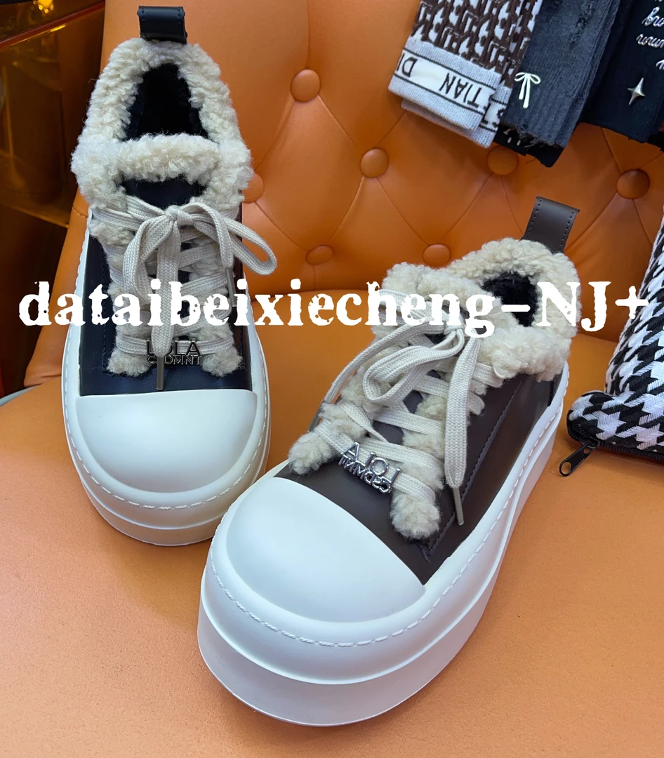 8033-12冬季厚底女休闲鞋