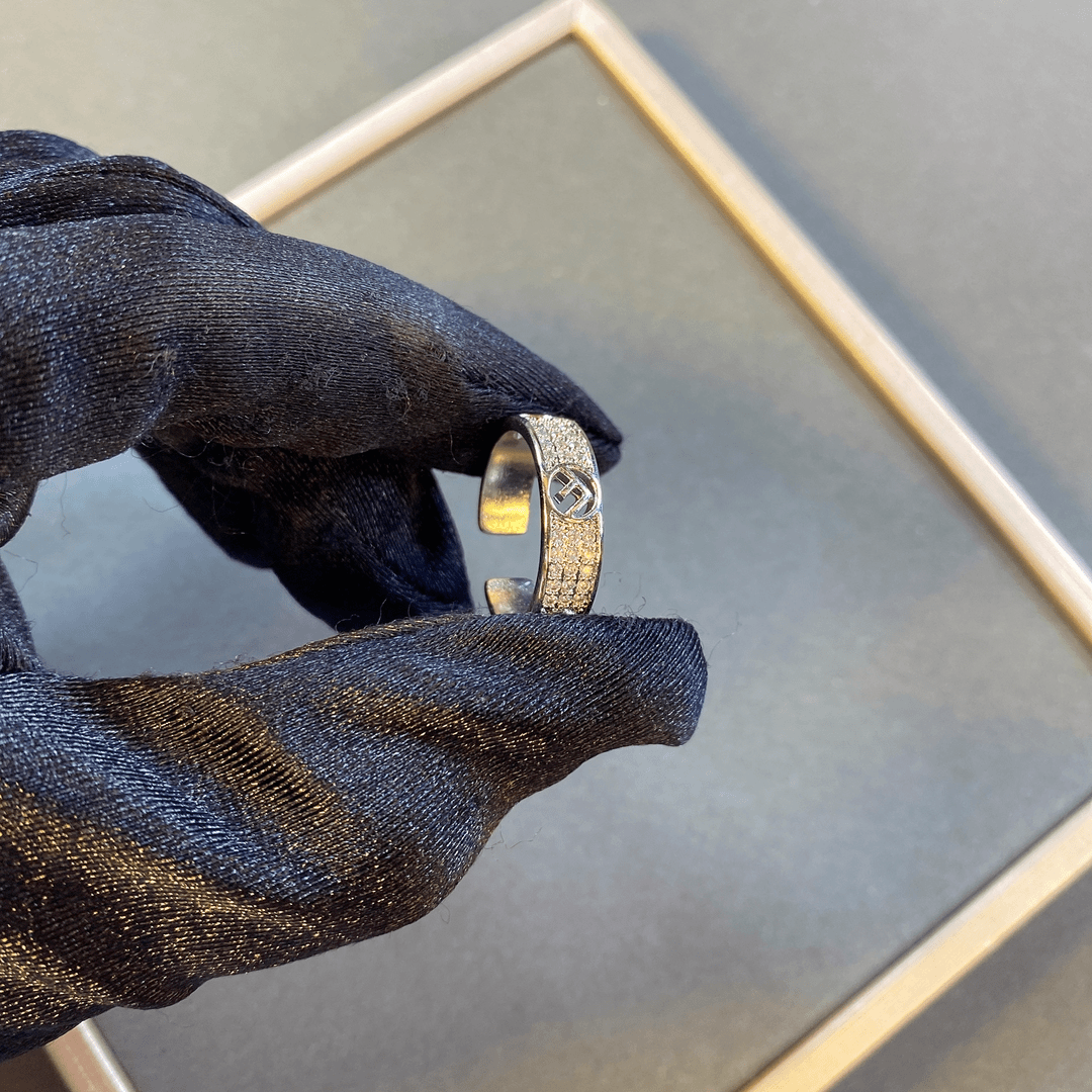 钛钢合成锆石戒指 ——奶酪 (1126号) 戒指