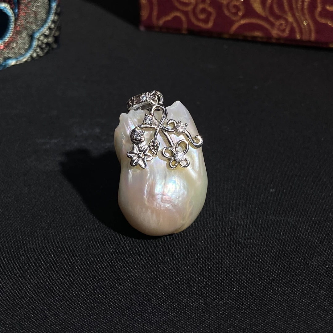 【618大促】9.2香港王老板-巴洛克珍珠镶嵌吊坠3a401