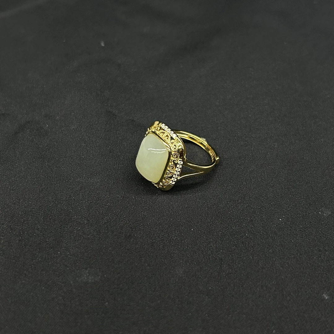 【618大促】香港王老板-蜜蜡镶嵌戒指c48