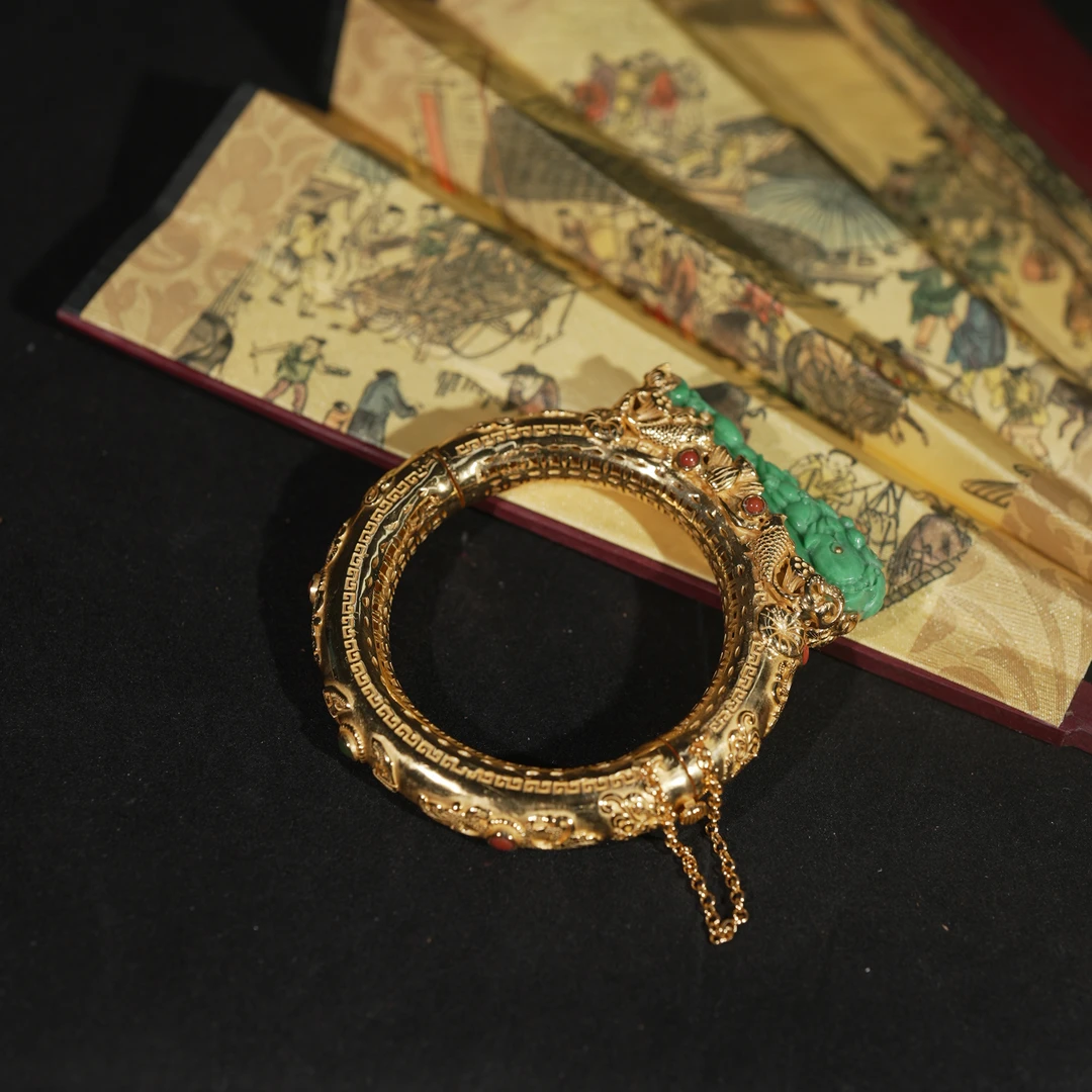 【618大促】10.10香港王老板-翡翠镶嵌手镯3k568