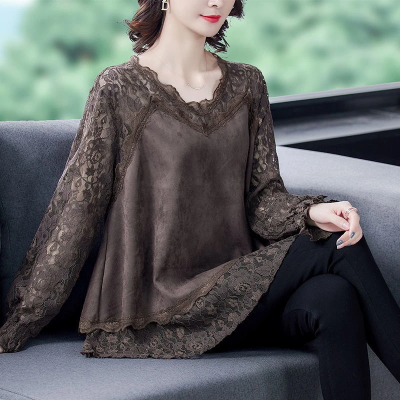 大码蕾丝拼接鹿皮绒上衣女春装2025新款百搭宽松春装洋气打底衫