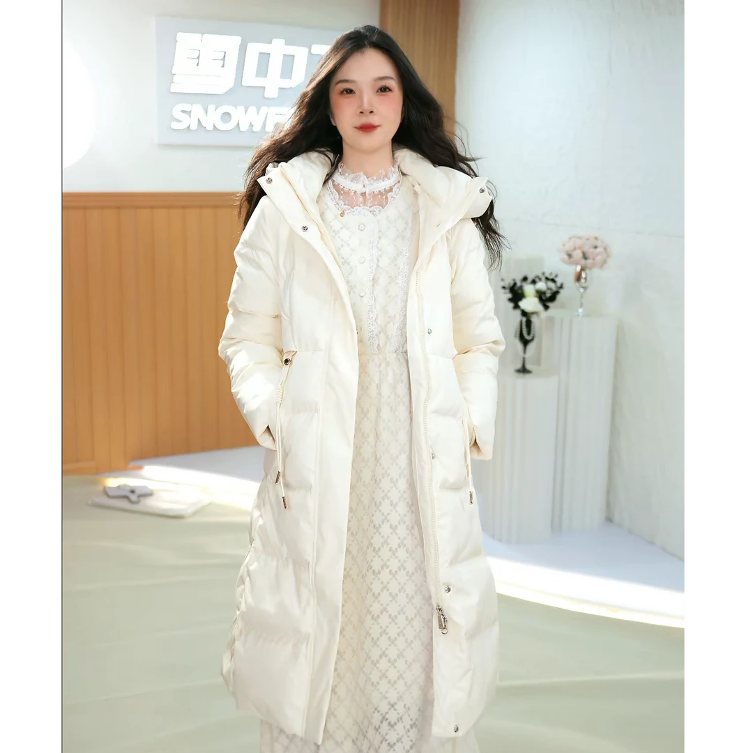 【长款】雪中飞2024新款长款收腰修身羽绒服连帽