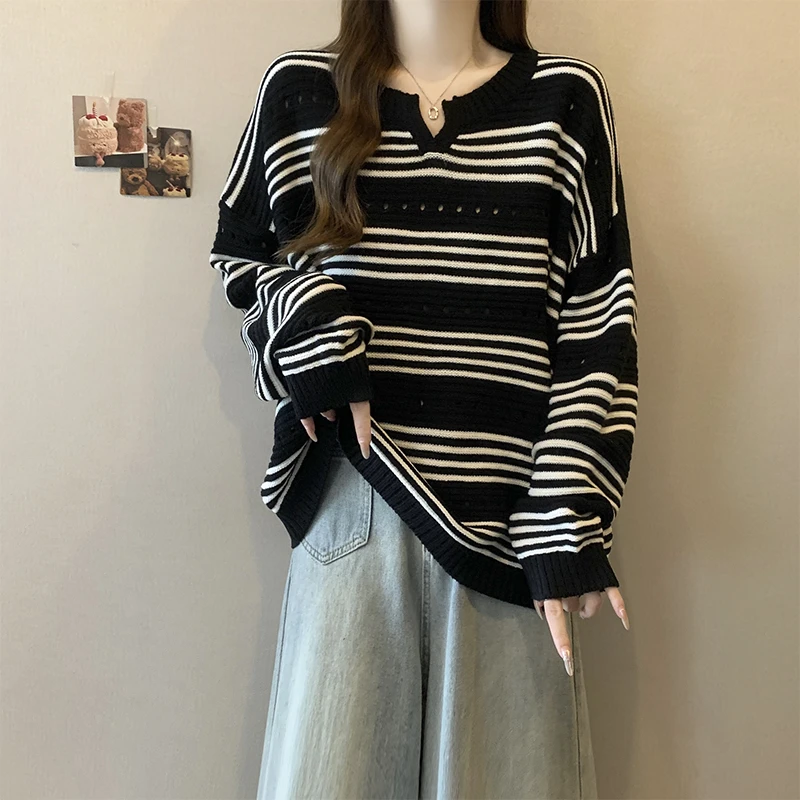 设计感镂空条纹针织衫长袖毛衣女秋冬新款大码胖mm遮肚子显瘦上衣