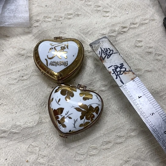 摆件微瑕陶瓷建议慎拍