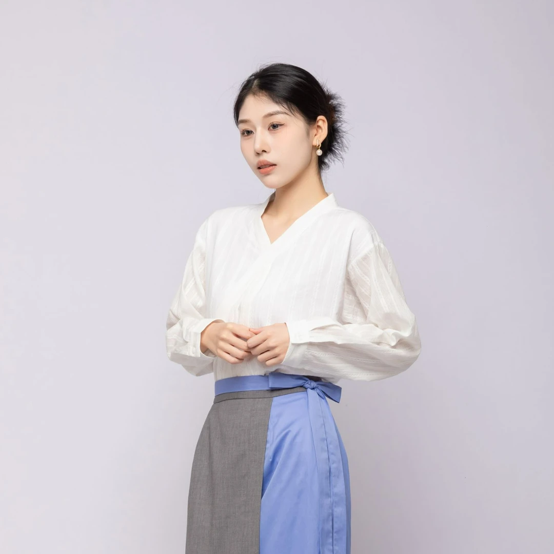 新中式交领衬衫女2024早秋设计感简约通勤叠穿长袖衬衫纯棉【寻宋】