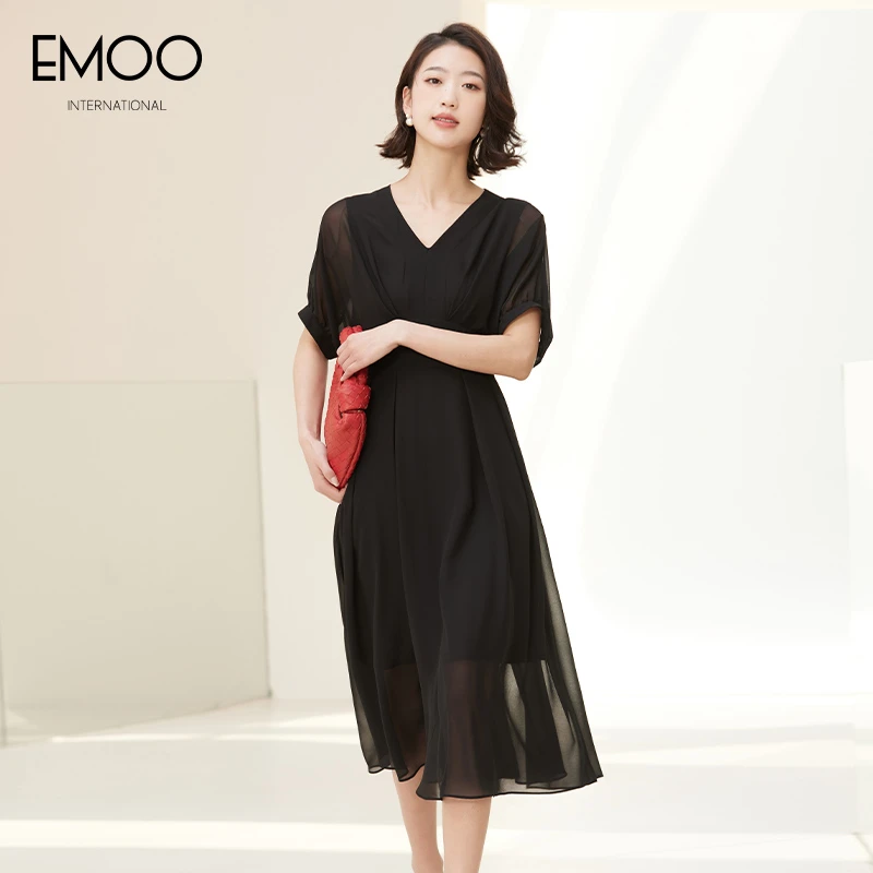EMOO/杨门女装连衣裙夏季气质黑色中长款通勤裙收腰E23L143370