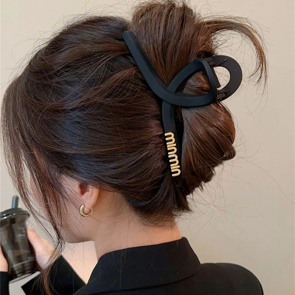 非金属亚克力发饰 气质百搭发夹头饰简约鲨鱼夹min时尚饰品抓夹