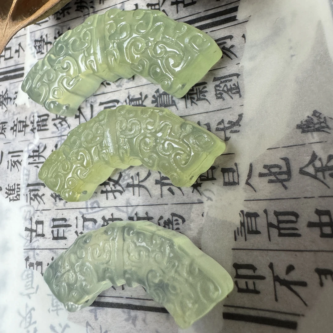 高冰高透玻璃种玉横吊坠