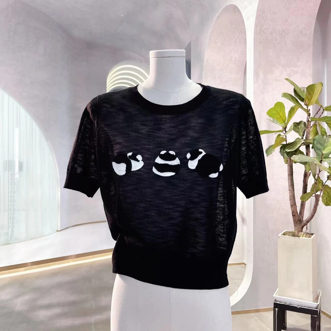 【24新款】三只小熊猫亲肤透气针织衫 G556