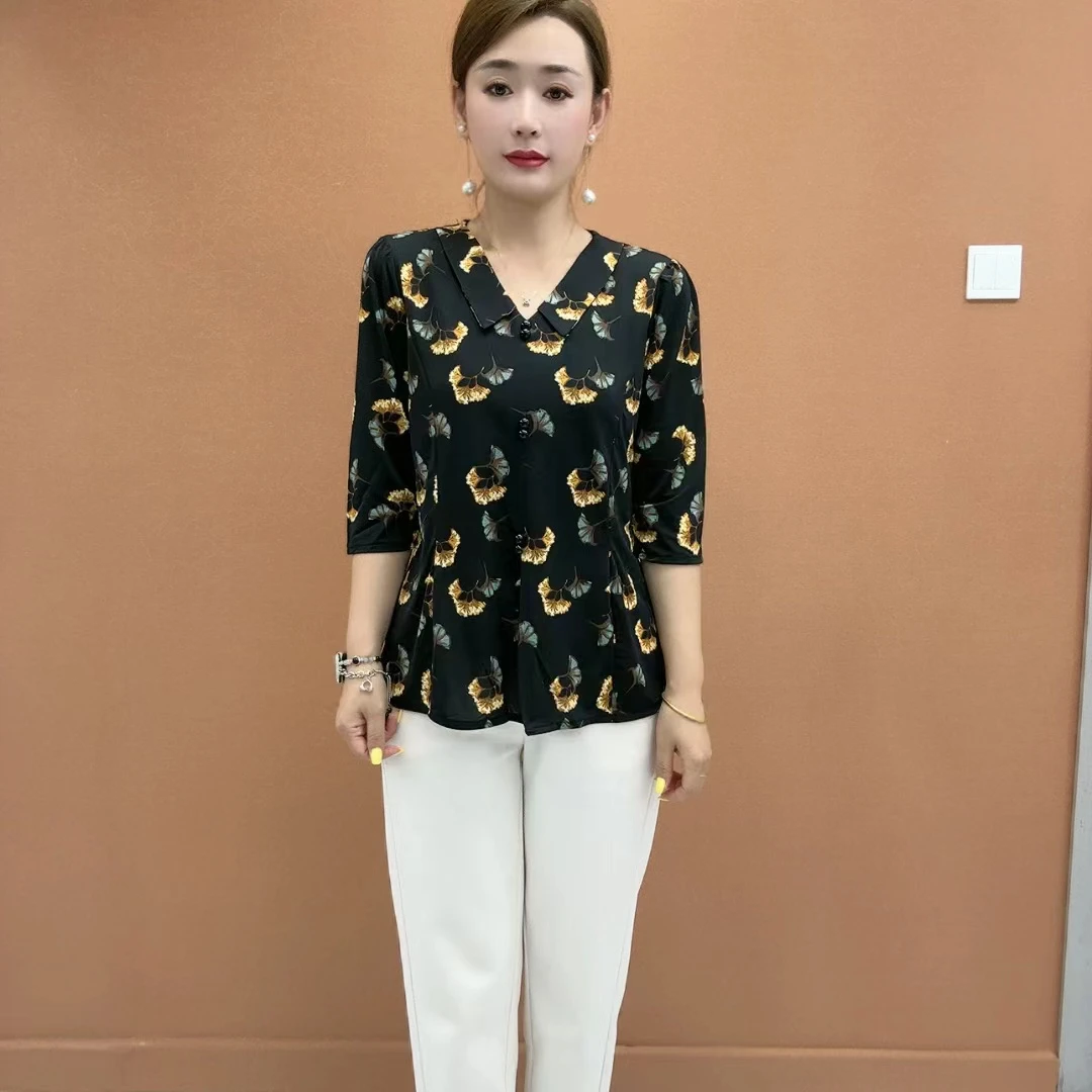 早秋款妈妈装翻领印花七分袖小衫中老年时尚洋气显瘦减龄遮肚上衣
