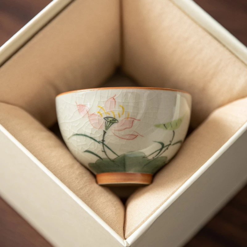 手绘荷花哥窑茶杯功夫茶具陶瓷品茗杯开片釉主人杯礼盒装风感波粒