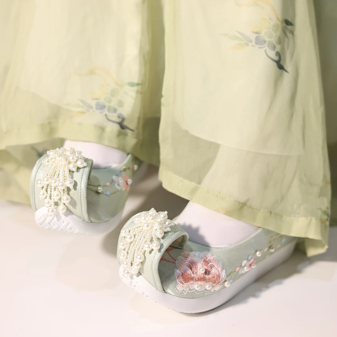 江南朱记【素央】珠珠登云履汉服鞋内增高古风布鞋超高跟7cm绣花鞋