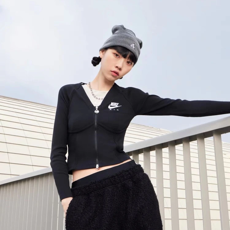 nike耐克女新款舒适短款休闲拉链紧身长袖T恤鱼骨上衣FD2377-010