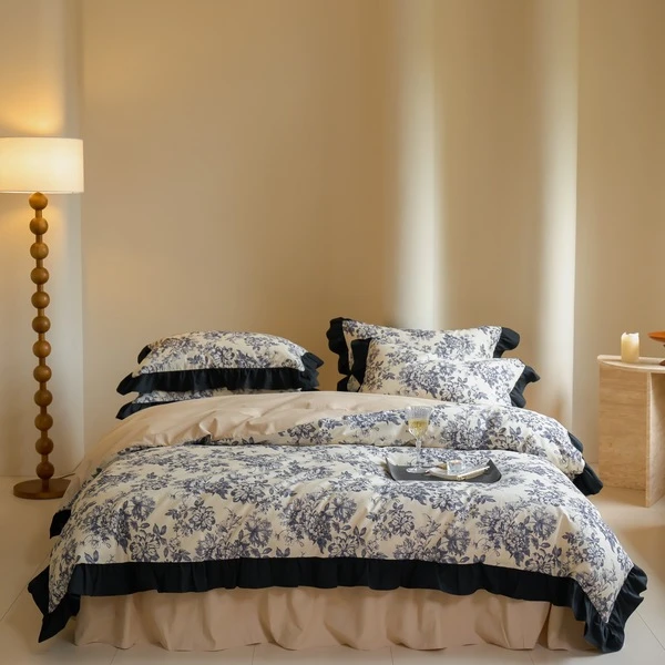 C6156 纯棉数码印花100s磨毛加大四件套洛丽塔-蓝（床裙）220*240