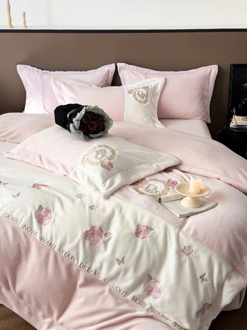 1.馨空间/样品/被子/套件/实物为准！