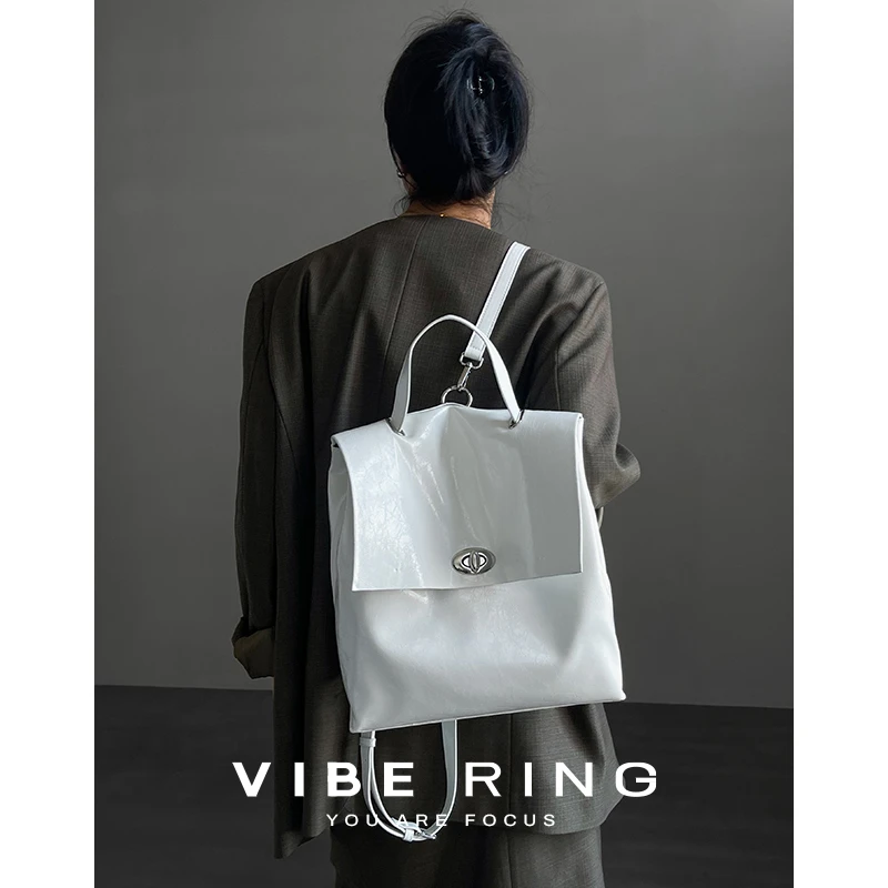 Vibe Ring小众休闲双肩包女2023高级感头层牛皮大学生旅行背包