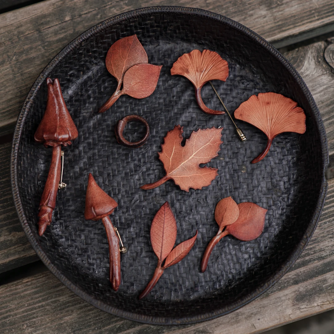 『靑一草木』&『溯也』手工植物系皮具高级感精致胸针外套装饰手作