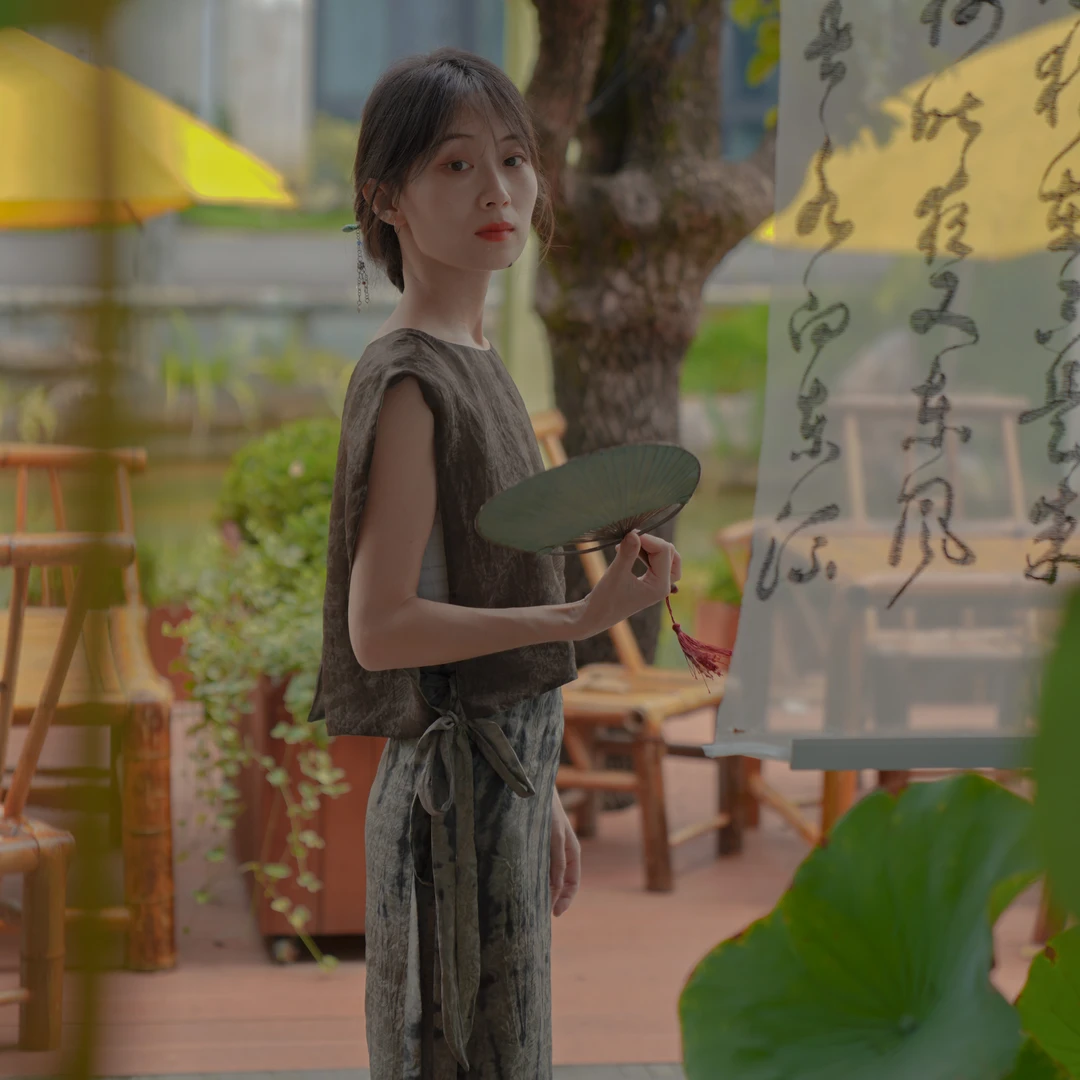 『靑一草木』植物染手工茶染真丝绡生熟丝气质文艺双面穿系带云肩