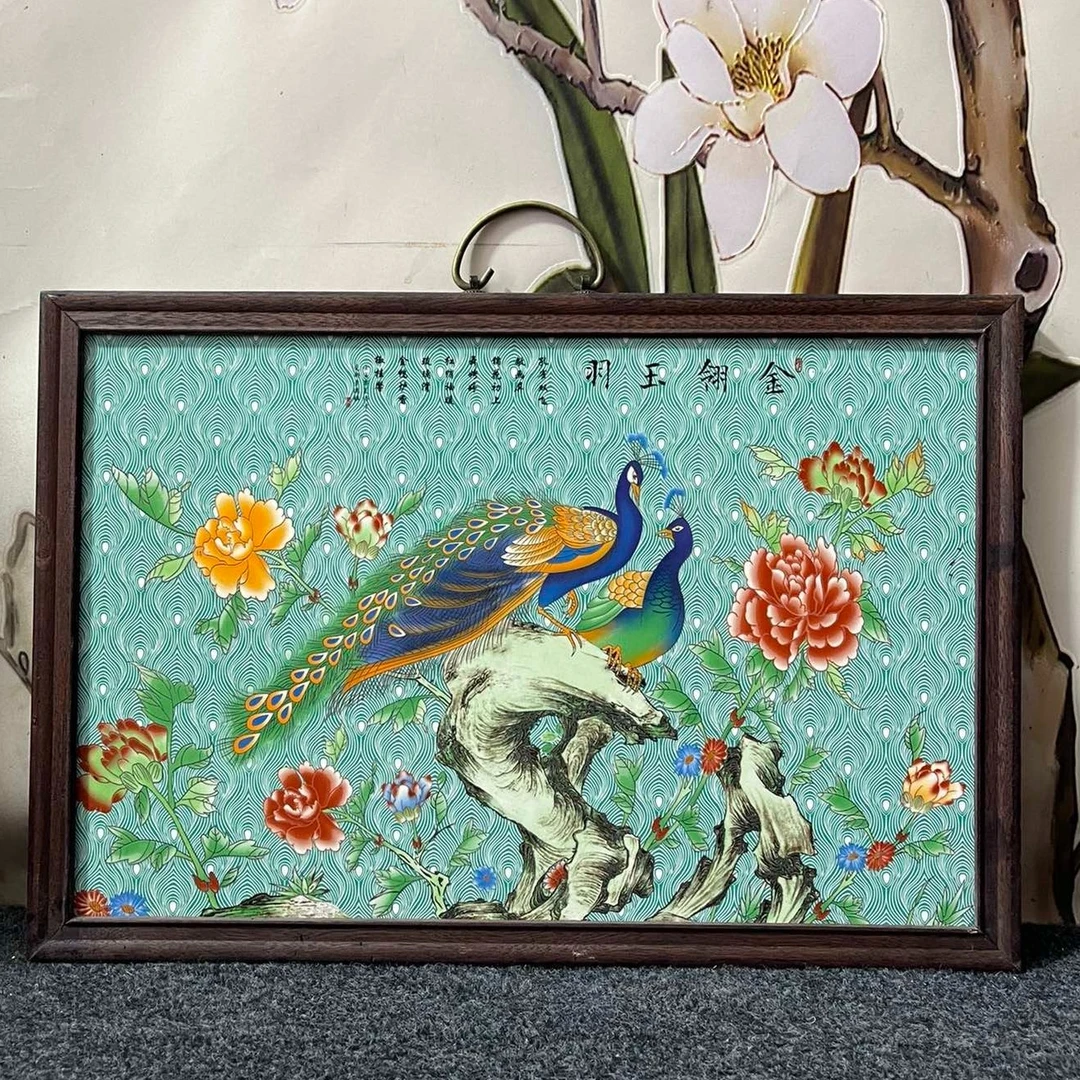 红木框镶绿底粉彩花鸟《金翎玉羽》复古时尚挂屏景德镇陶瓷精美挂画