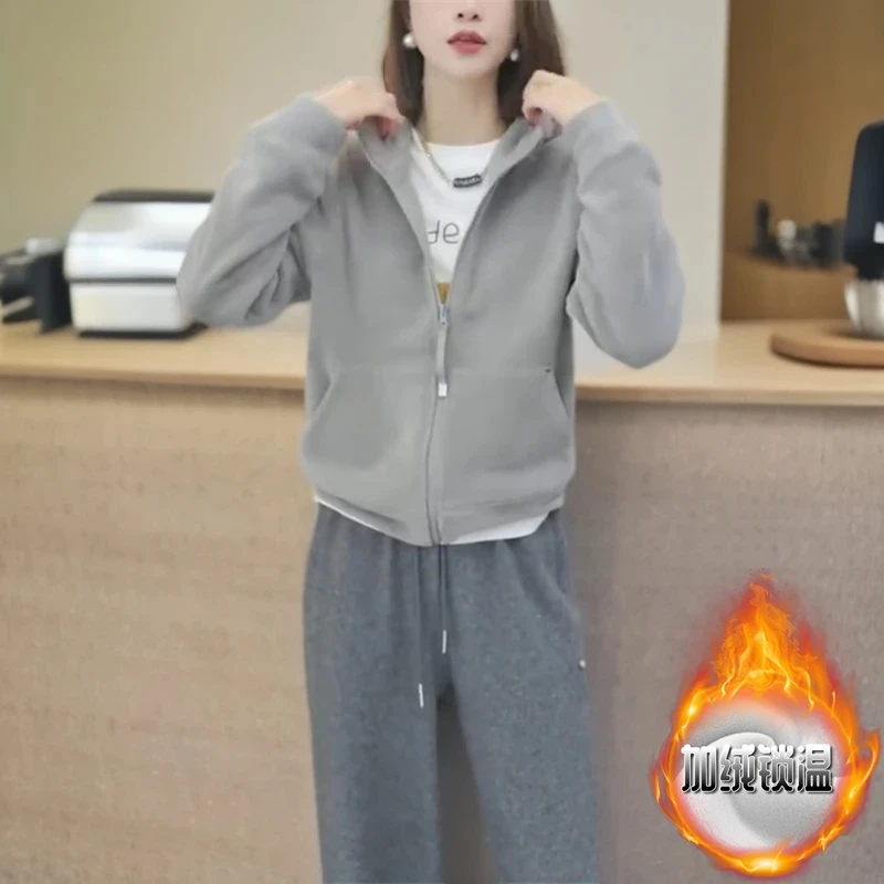 连帽冬季保暖时尚卫衣新款加绒加厚百搭流行女装显瘦拉链通勤上衣