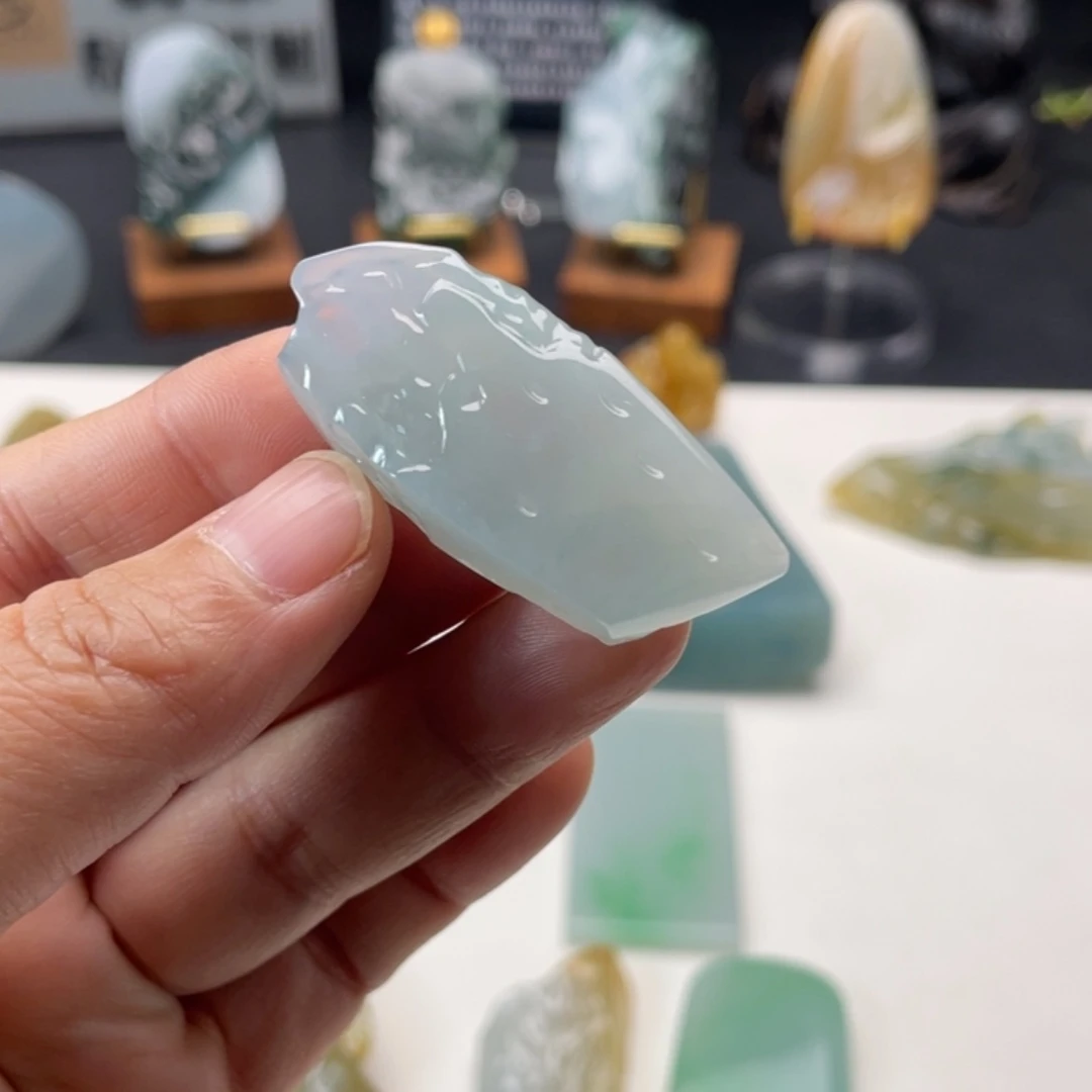 【闪购商品】定制翡翠未镶嵌小*