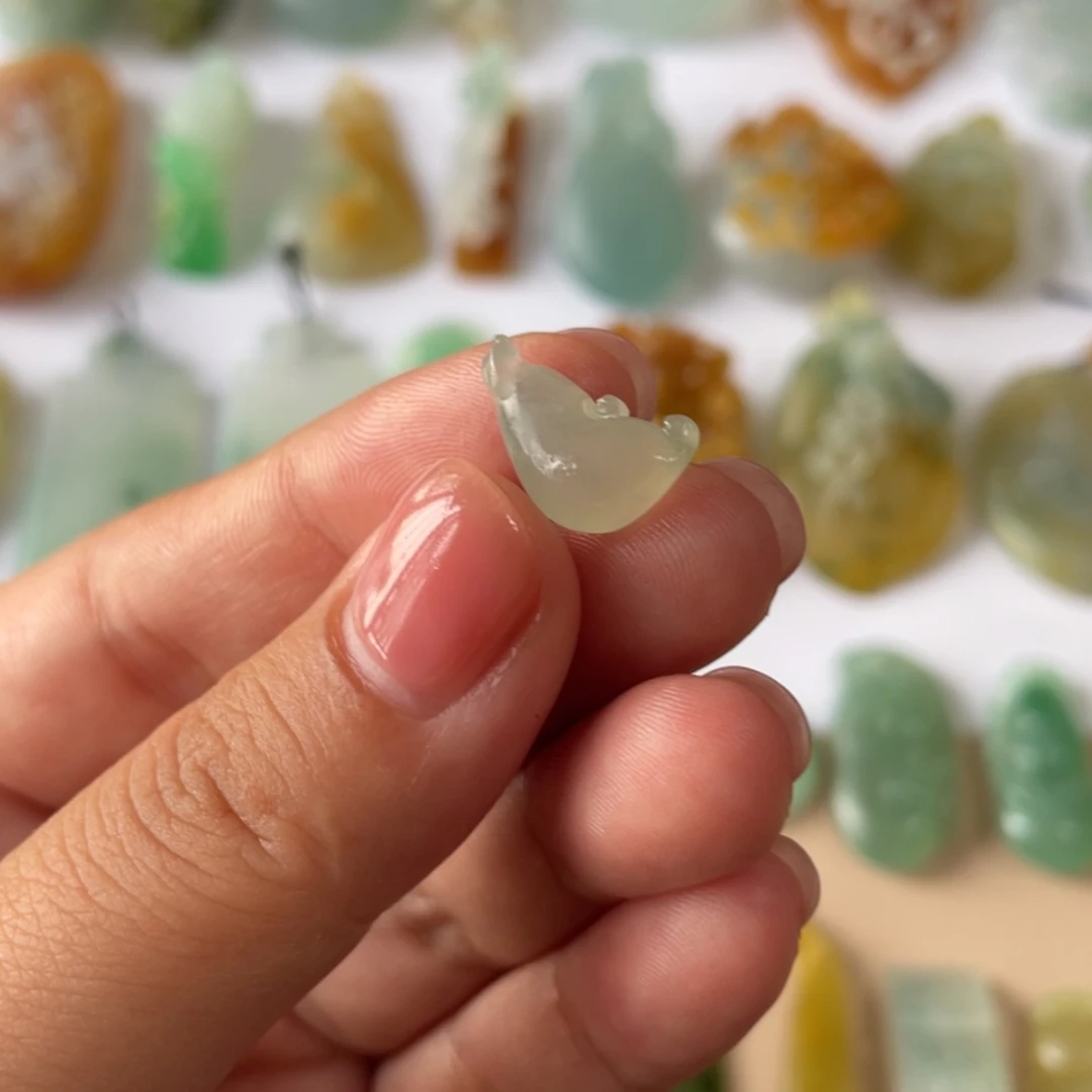 【闪购商品】定制翡翠未镶嵌叶*耶