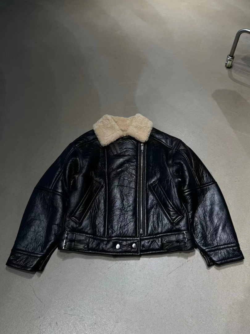 LINEA MARCHE『小羊皮』羊羔毛皮一体翻领皮衣女宽松休闲外套241002