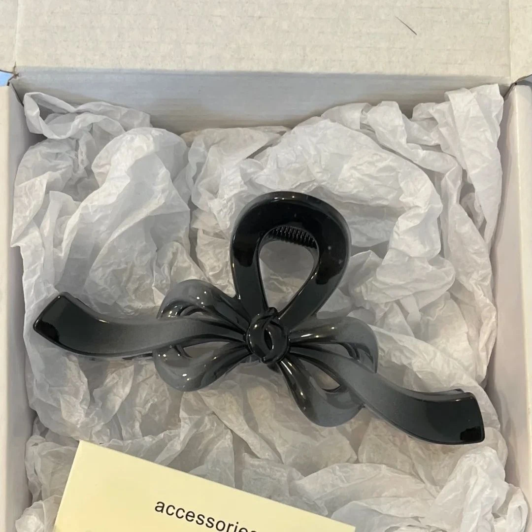 秋冬亚克力蝴蝶结几何发夹女2023新款高级感抓夹大号飘带鲨鱼夹