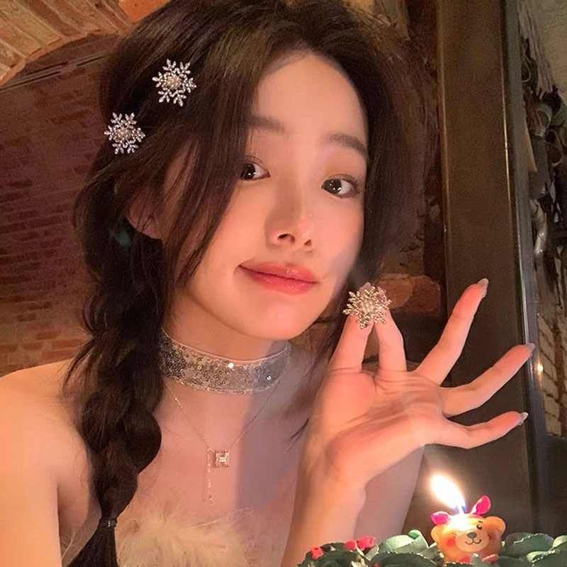 新款圣诞雪花发夹少女侧边刘海鸭嘴夹子前额碎发卡子金属发饰秋冬