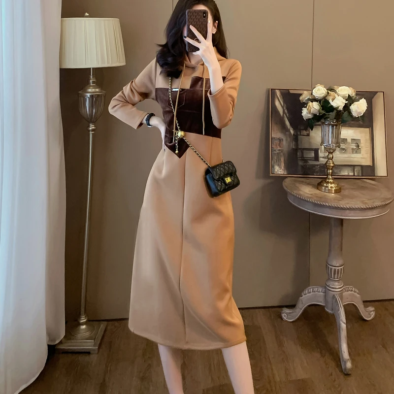 拼接连衣裙春秋季气质高级感女装复古长裙秋款裙子连帽打底卫衣裙