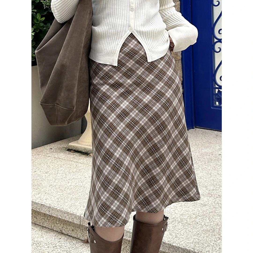 初秋A字格纹半身裙女中长款显瘦气质高腰时尚百搭复古裙子