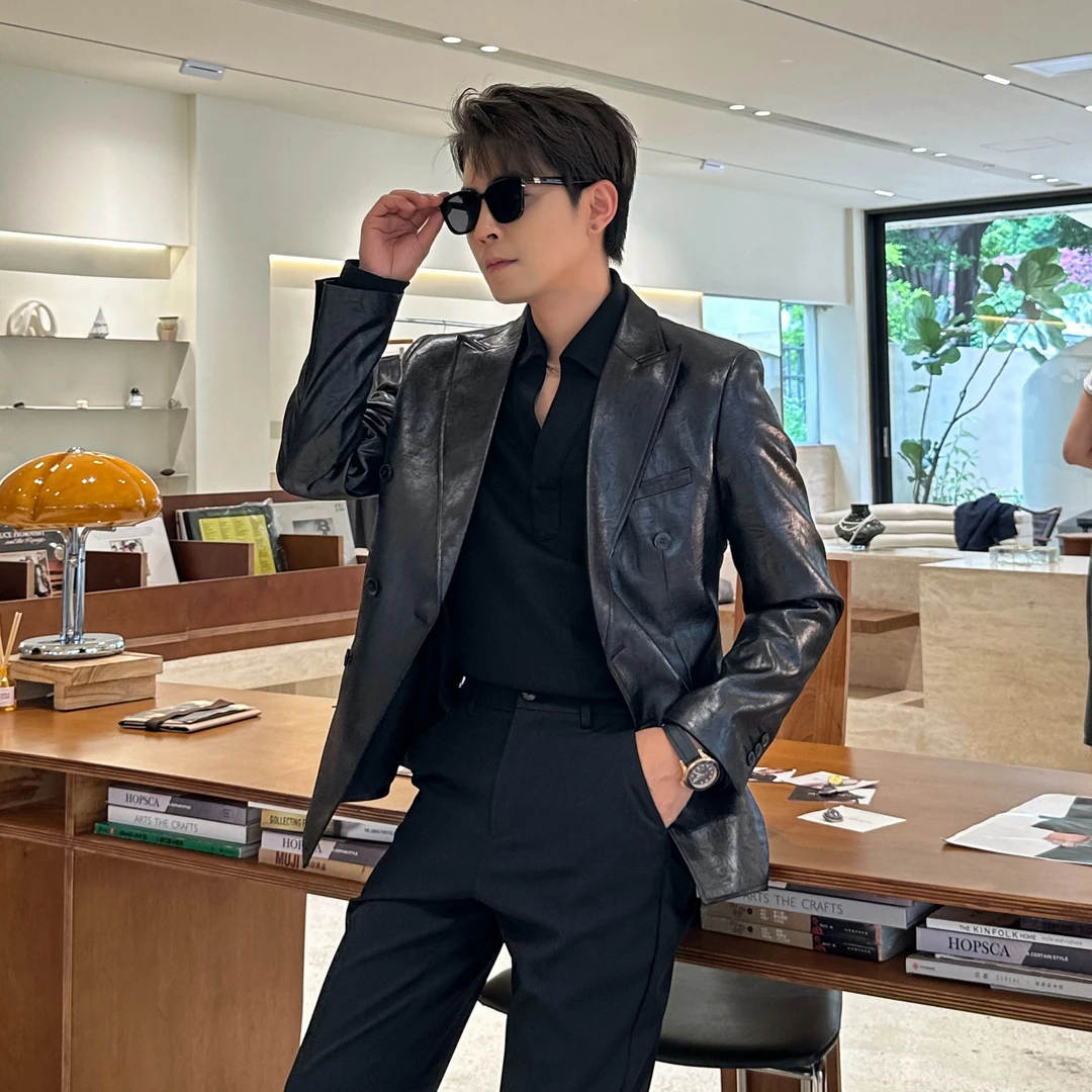 秋季休闲双排扣涂成仿皮西装外套简约高级轻熟单西服男士 QX23659
