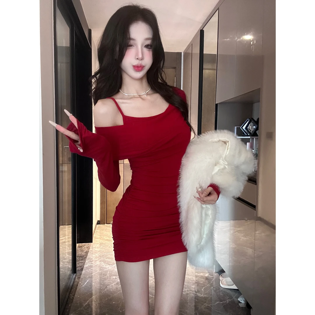 【彤彤推荐】一字肩长袖秋季纯欲露肩短裙气质性感紧身显瘦包臀裙