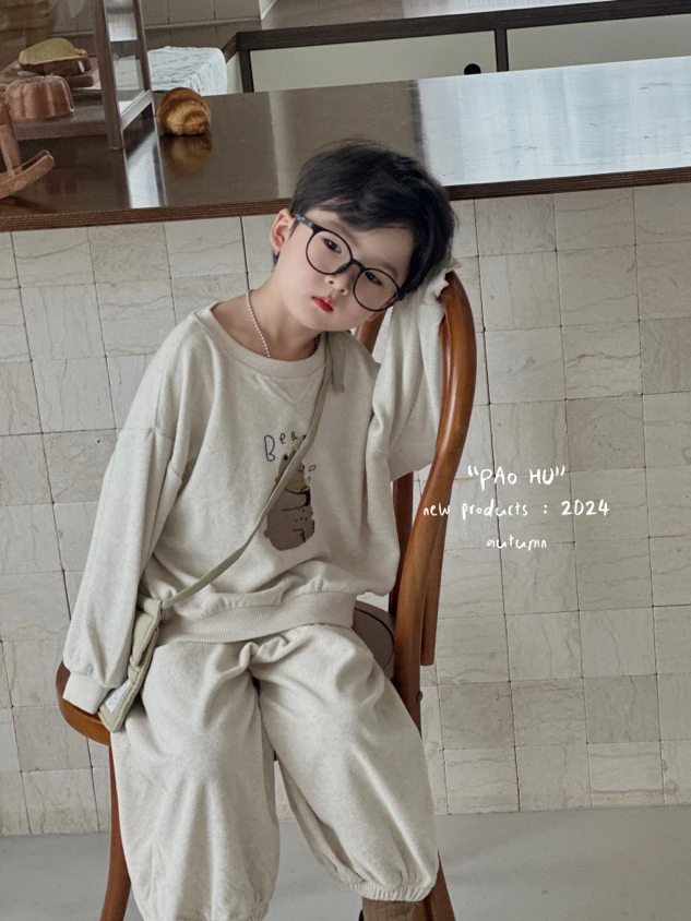 C2-3。8088橘子秋款时尚男女童休闲洋气套装