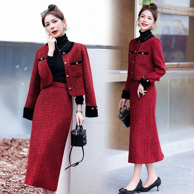 2025过年衣服女装红色战袍新款法式小香短外套粗花呢半身裙两件套
