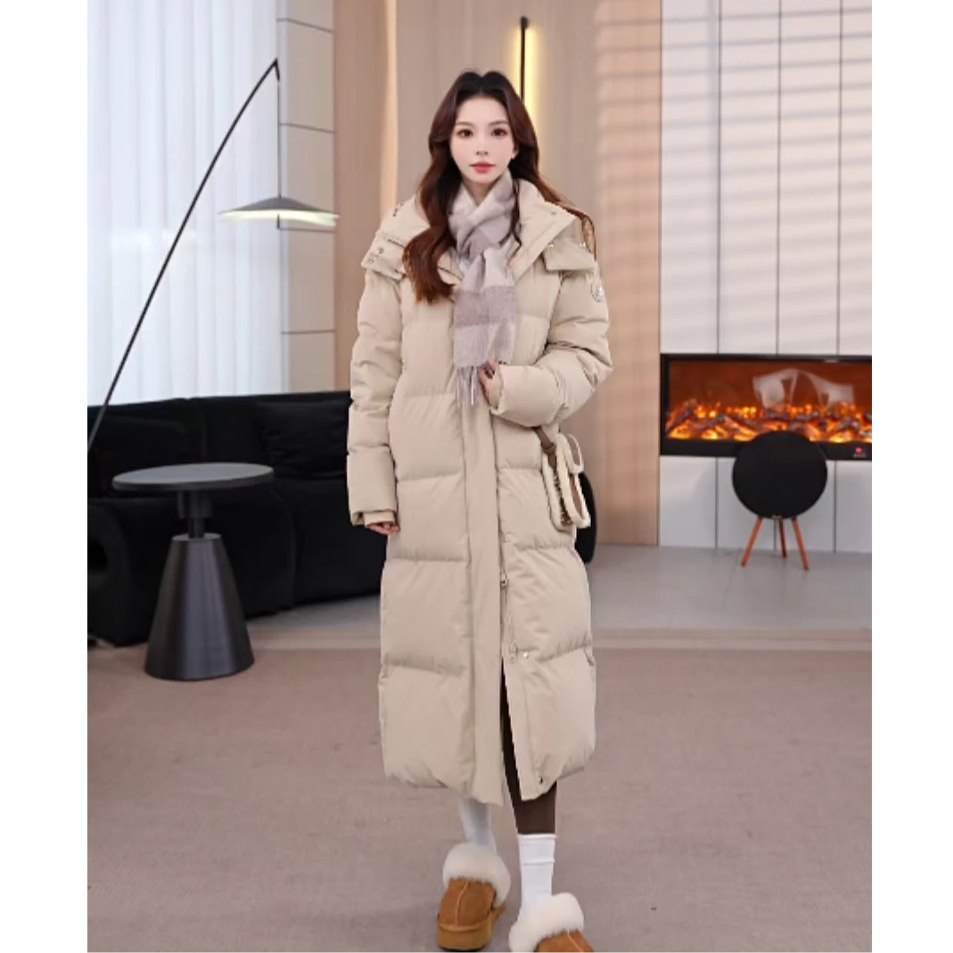 波司登24年冬新款舒适时尚休闲运动保暖连帽宽松过膝长款羽绒服