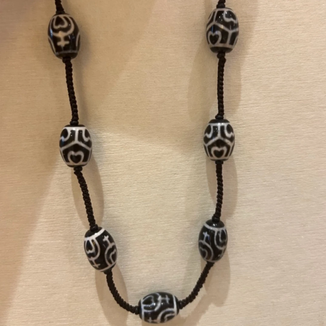 非金属珐琅项链 时尚款黑白色项链