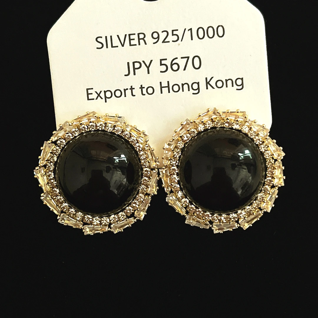 铜合金树脂耳饰 【新品 上新季】高端神秘黑耳扣耳钉A287