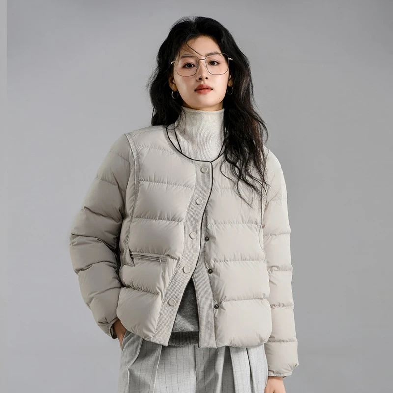 2025年新款短款羽绒服女百搭圆领时尚设计款冬季保暖90白鸭绒外套