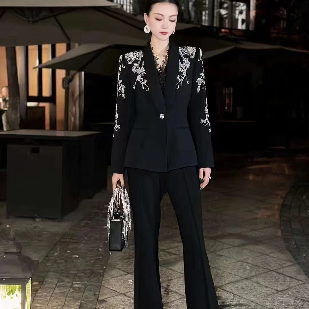 宫廷秀珠亮片黑色套装