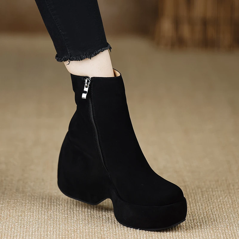 10cm通勤圆头坡跟短靴女高跟及踝靴防水台马丁靴高跟瘦瘦靴女靴子