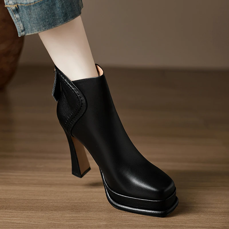 11.6cm短靴女春秋单靴真皮防水台方头女靴不累脚时装靴粗跟高跟鞋